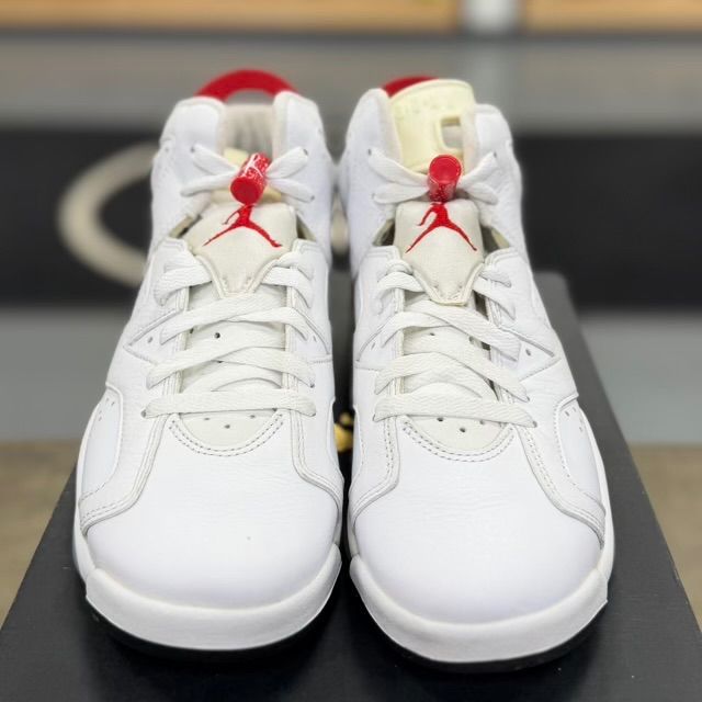 Jordan 6 Retro Red Oreo (GS) - Preowned