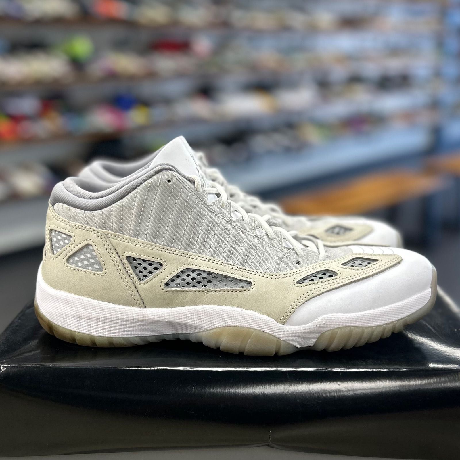 Jordan 11 Retro Low IE Light Orewood Brown - Preowned