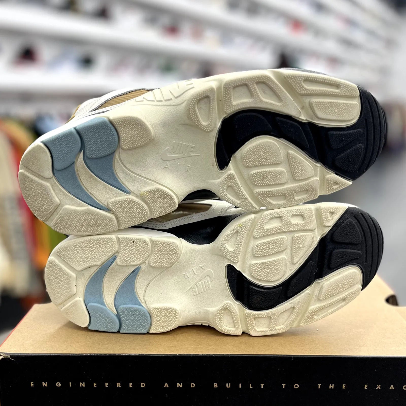 Nike Air Diamond Turf Must Be the Money - Preowned