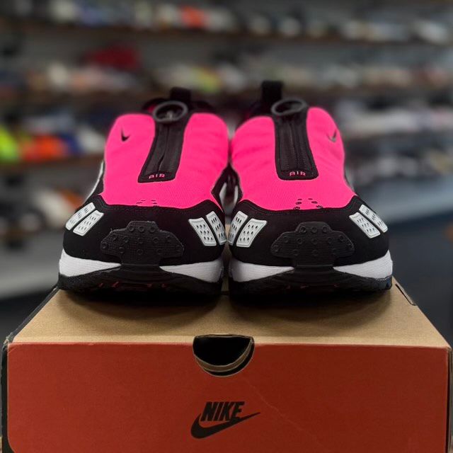 Nike Air Max Sunder Hyper Pink Black (Women's) - Preowned