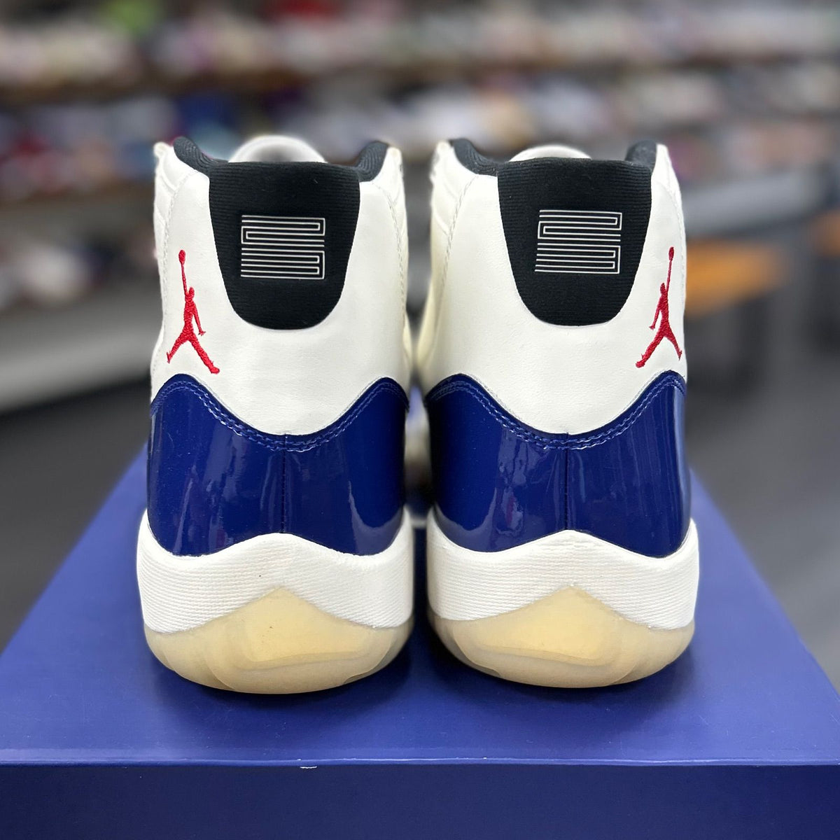 Jordan 11 Retro Rare Air - Preowned