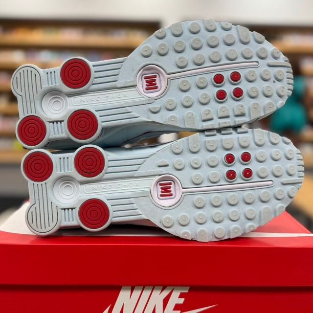 Nike Shox R4 Puerto Rico - Preowned