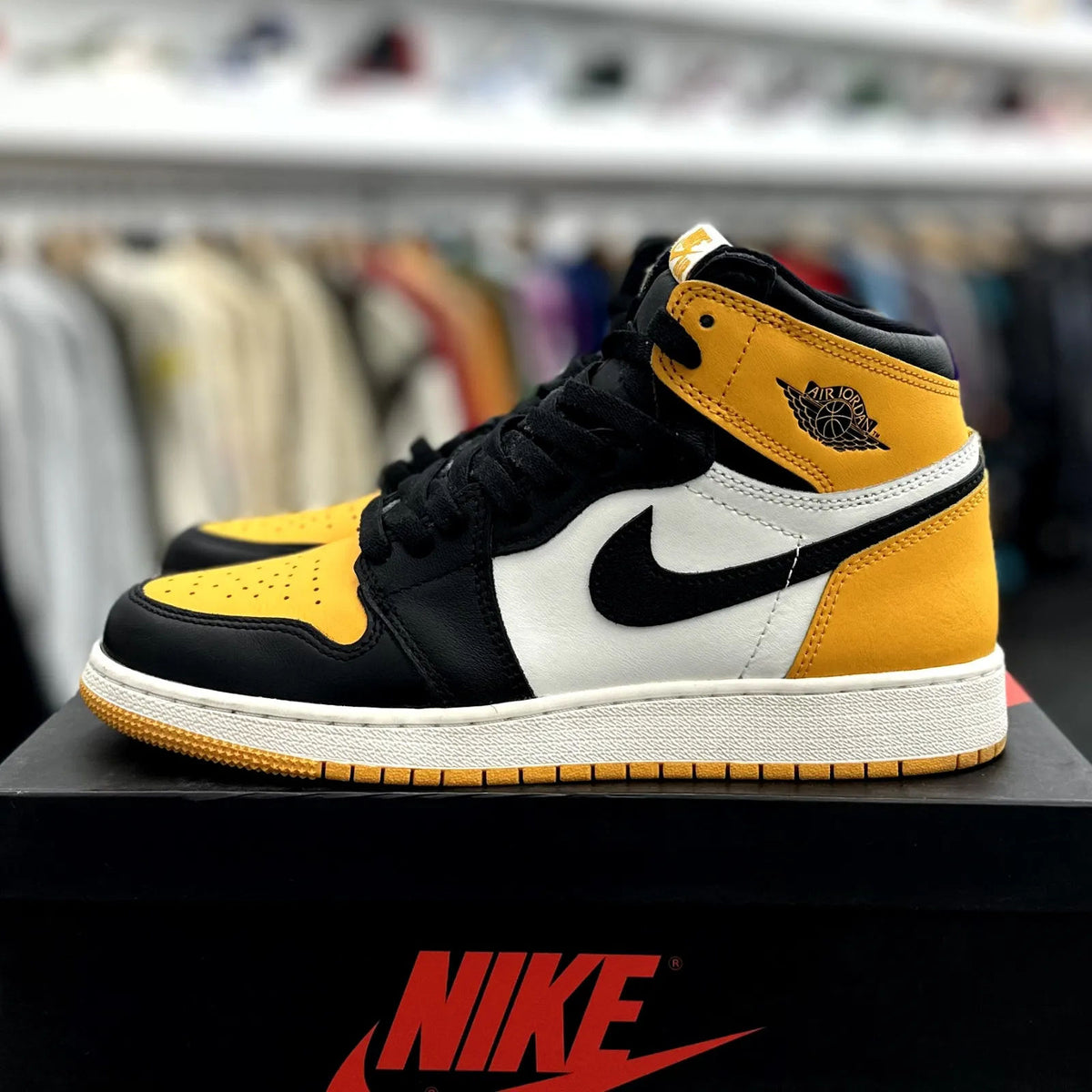Jordan 1 Retro High OG Taxi (GS) - Preowned