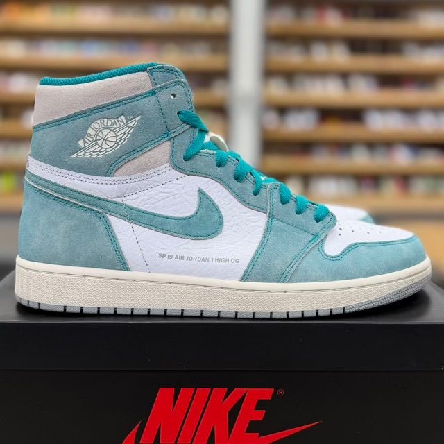 Jordan 1 Retro High Turbo Green - Preowned
