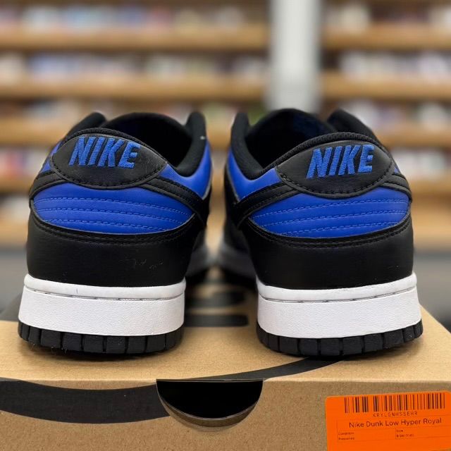 Nike Dunk Low Hyper Royal - Preowned