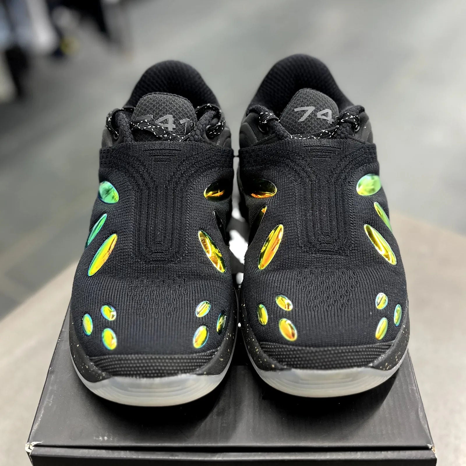 741 Rover Black Moon (GS) - Preowned