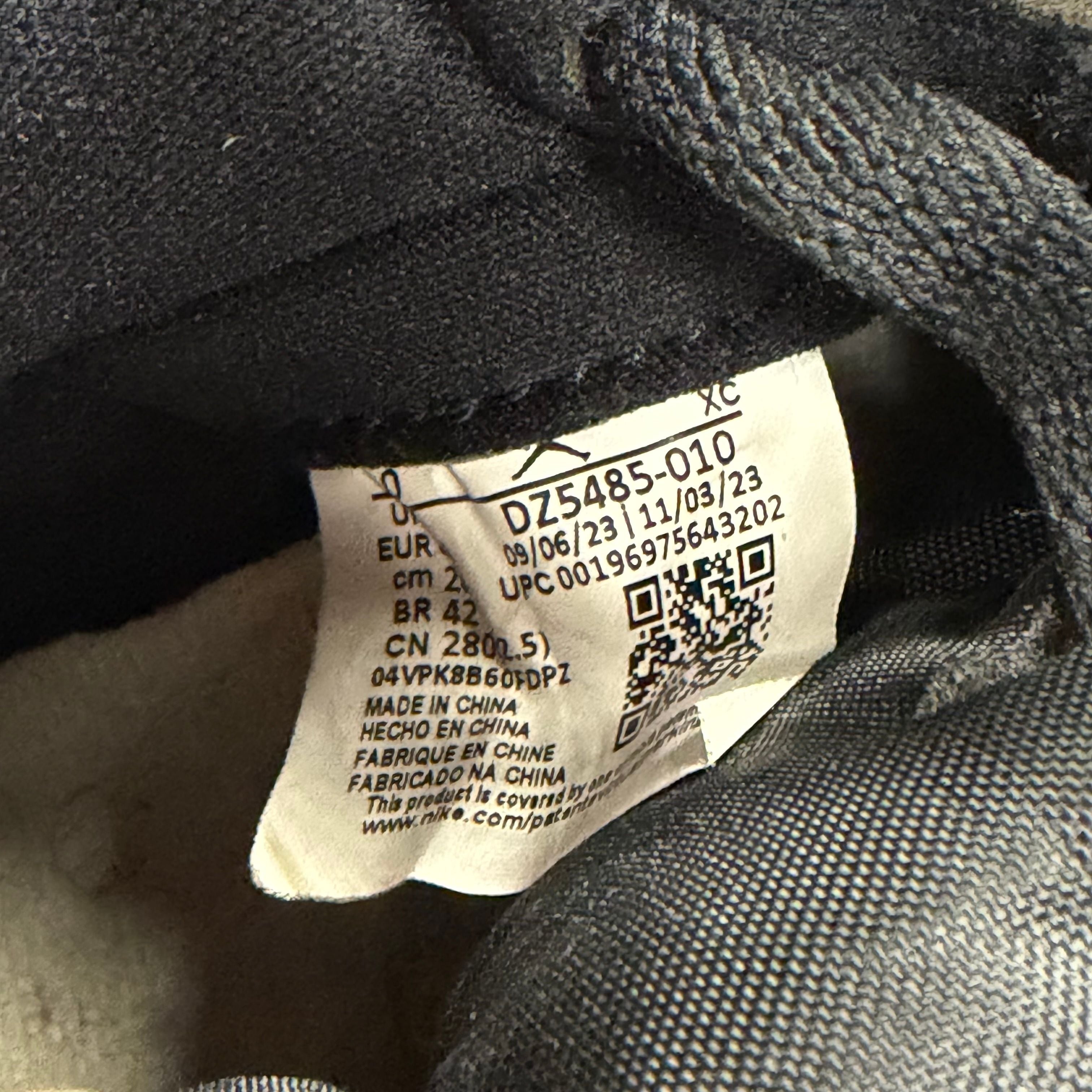 Jordan 1 Retro High OG Black White - Preowned