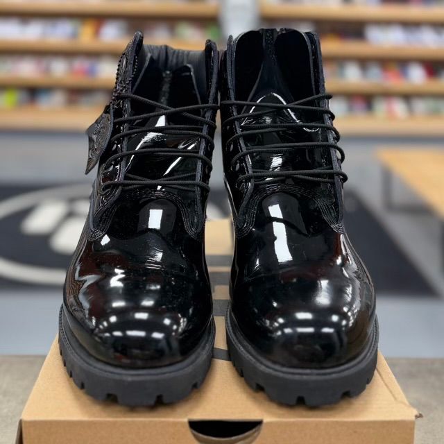 Timberland 6" Premium Waterproof Patent Boots Black - Preowned