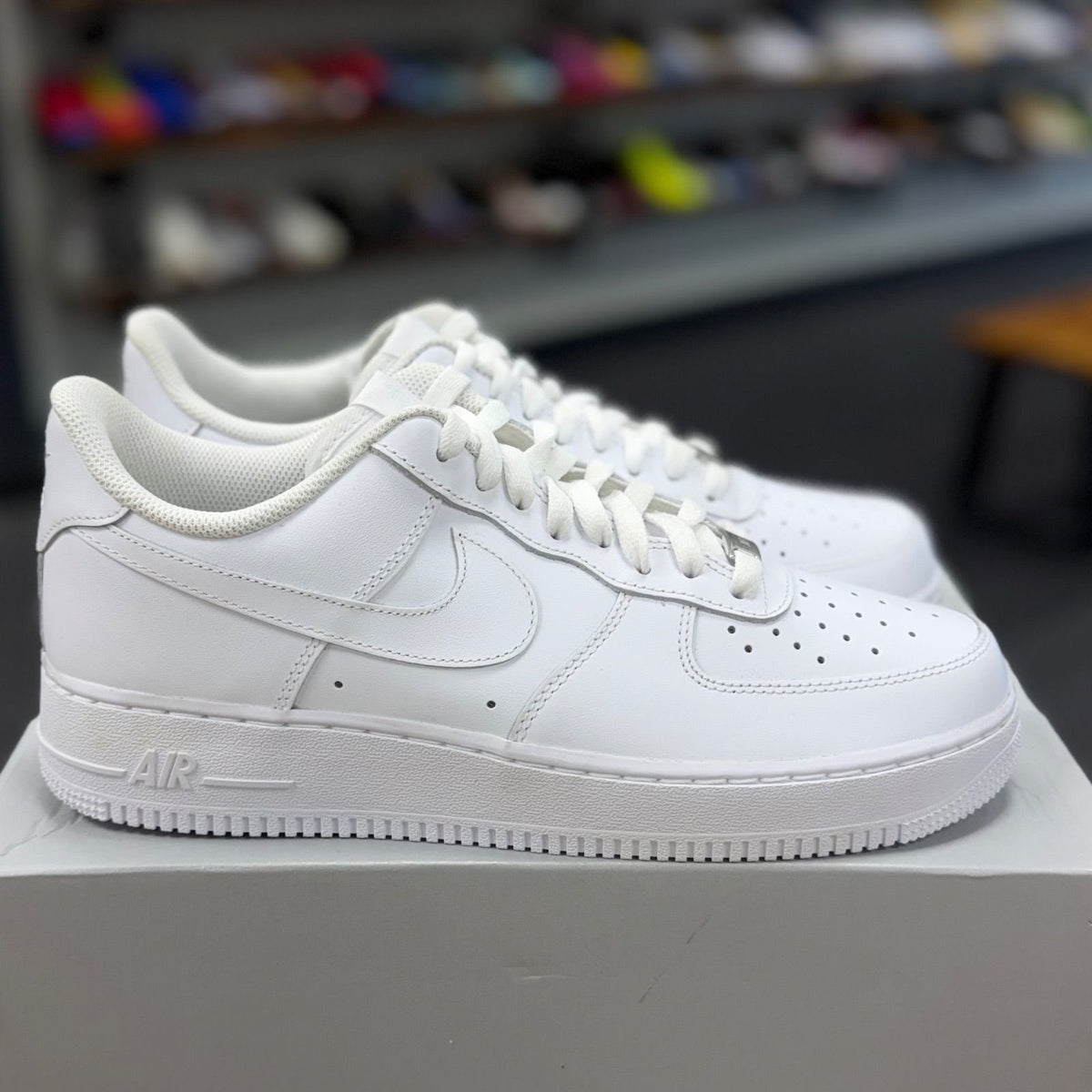 Nike Air Force 1 Low '07 White - Preowned
