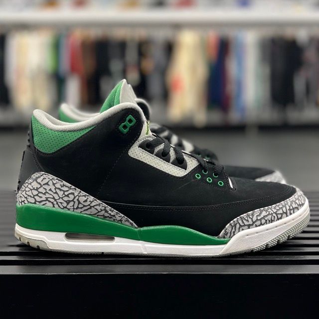 Jordan 3 Retro Pine Green - Preowned