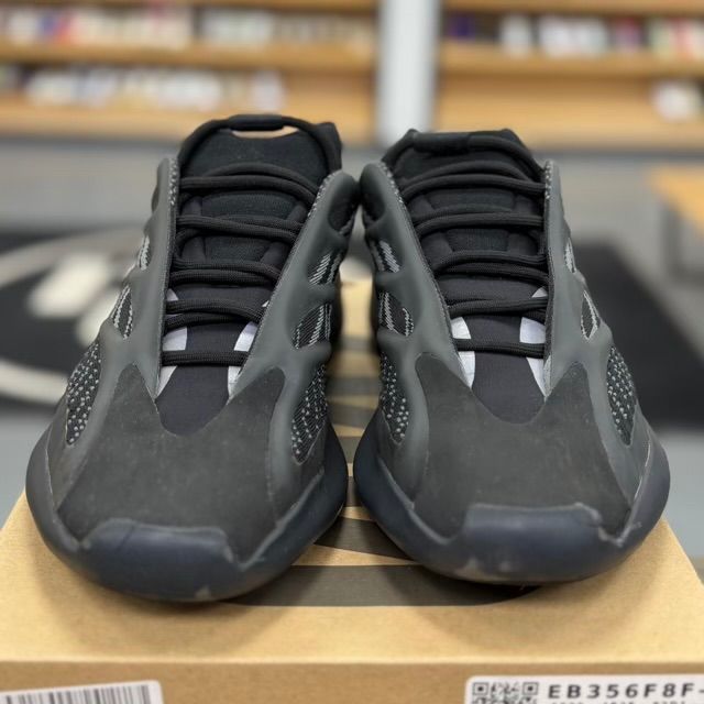 adidas Yeezy 700 V3 Dark Glow - Preowned