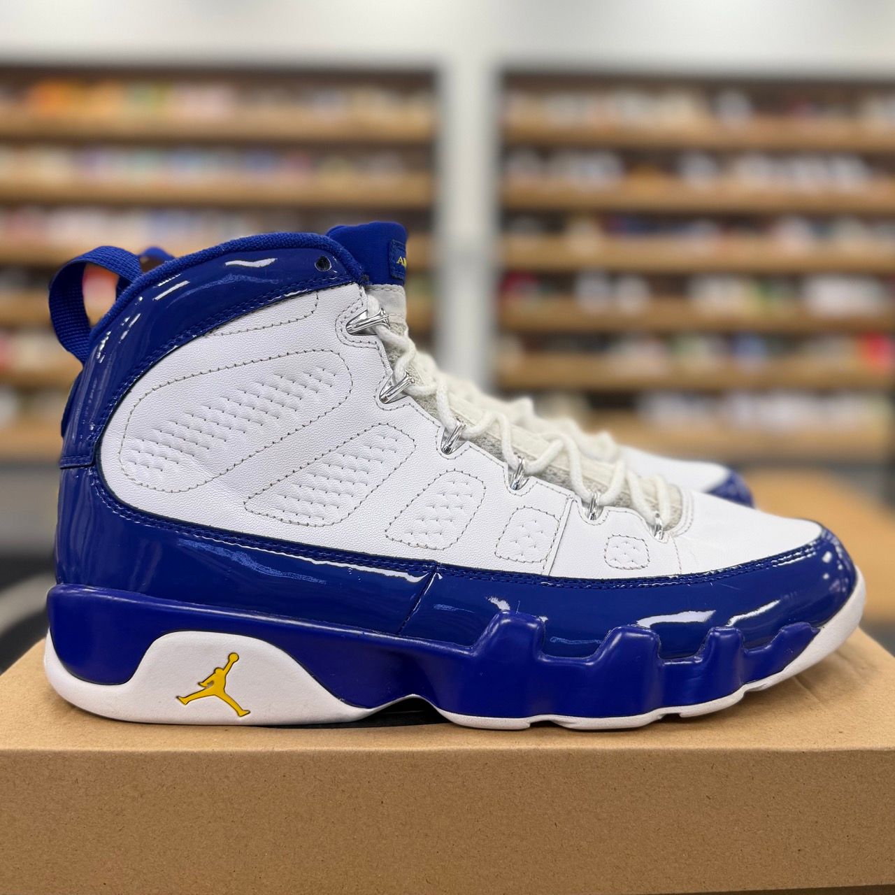 Jordan 9 Retro Kobe Bryant PE - Preowned