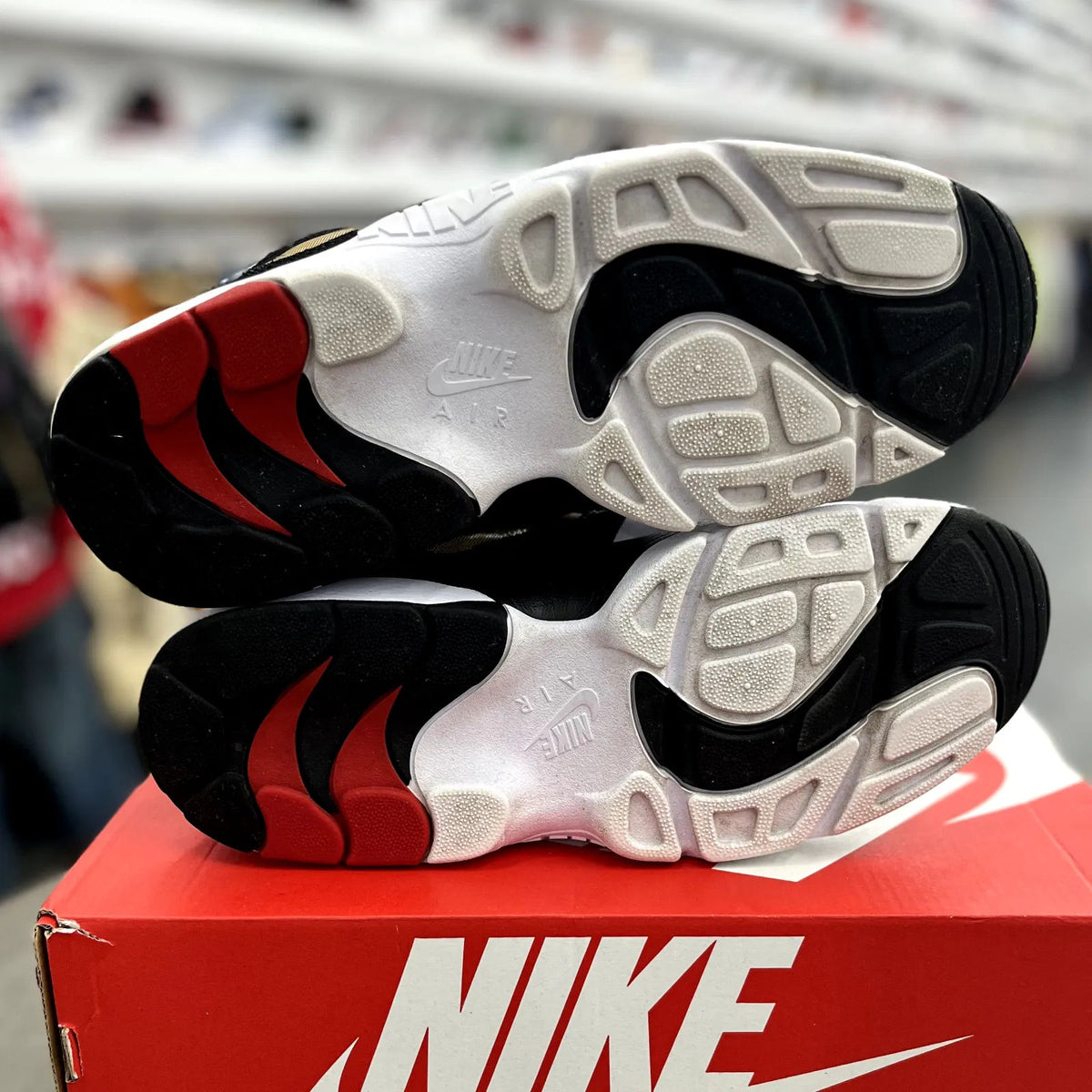 Nike Air Diamond Turf 49ers (2025) - Preowned