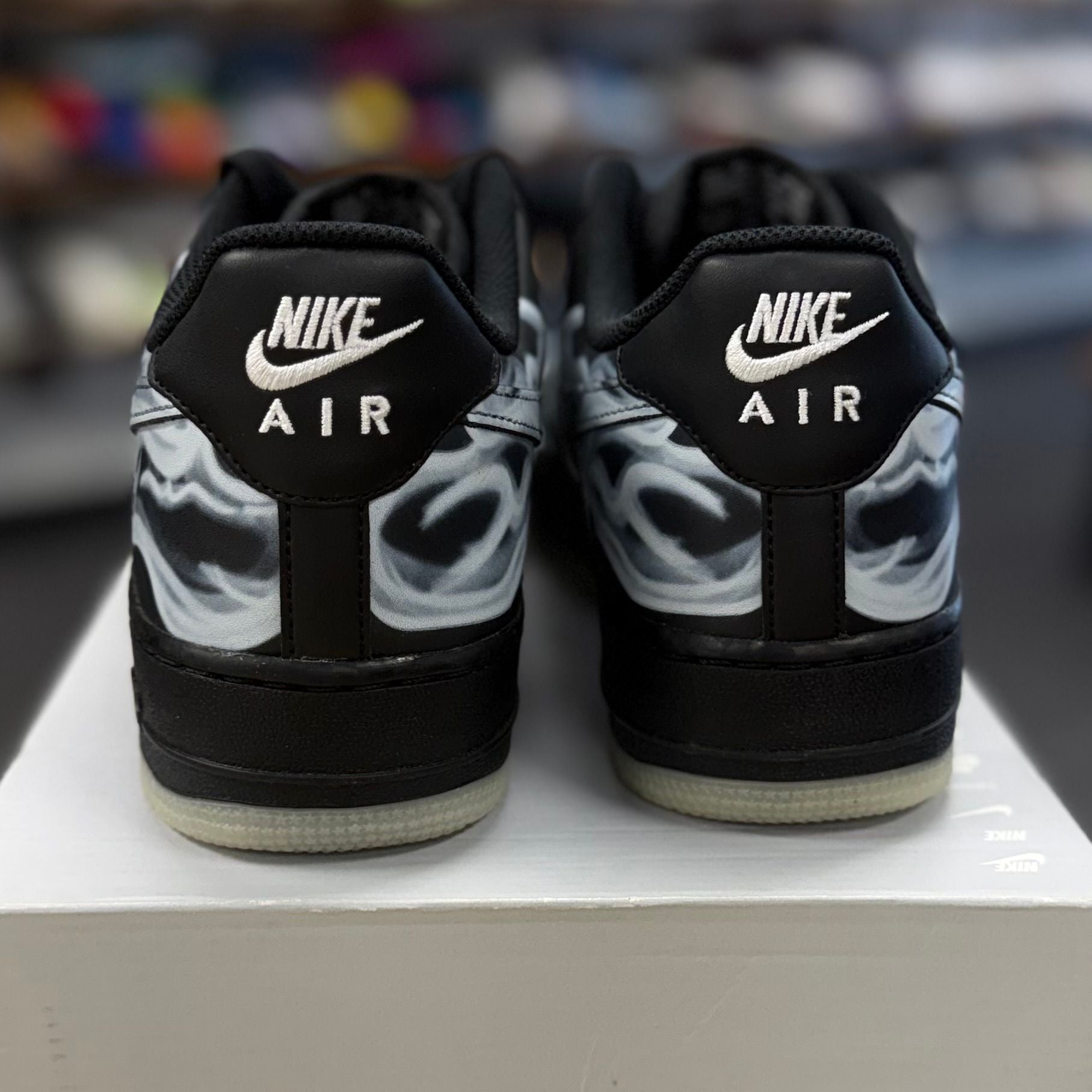 BRAND NEW STEAL - Nike Air Force 1 Low Black Skeleton Halloween (2019)