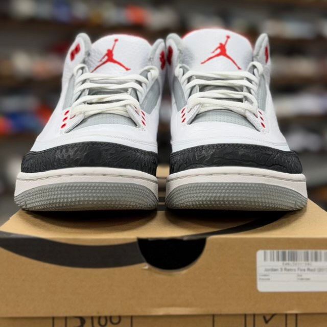 Jordan 3 Retro Fire Red (2013) - Preowned