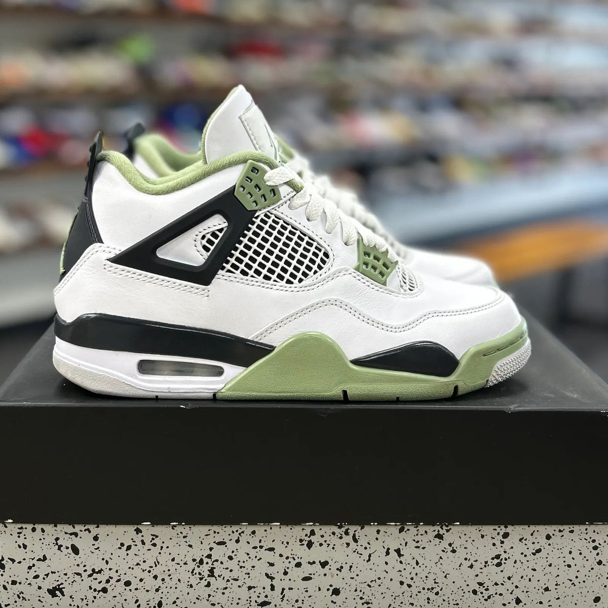Jordan 4 Retro Seafoam (Women's) - Preowned