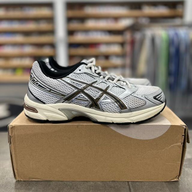 ASICS Gel-1130 White Clay Canyon - Preowned