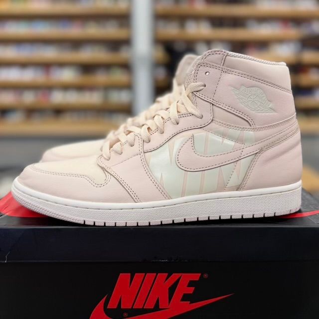 Jordan 1 Retro High Guava Ice - Preowned