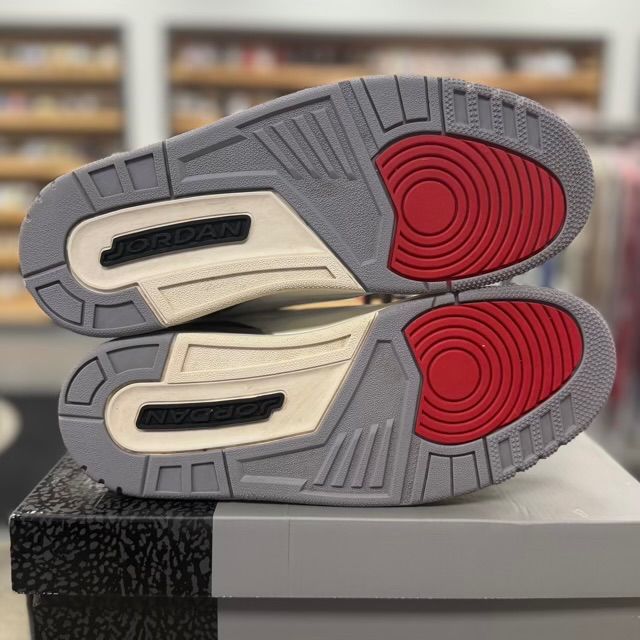 Jordan 3 Retro Cement Grey - Preowned