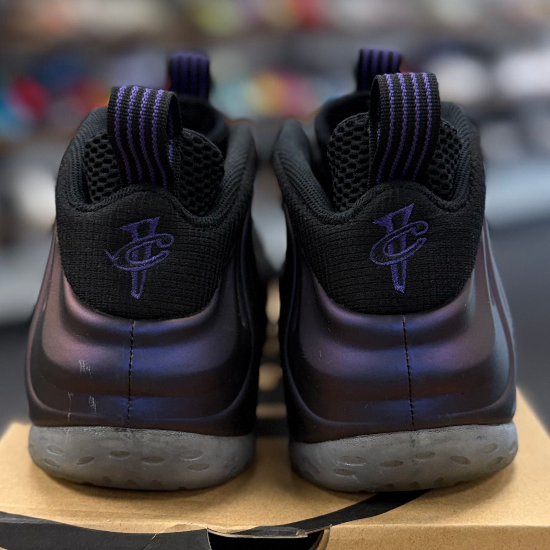 Nike Air Foamposite One Eggplant (2017) - Preowned