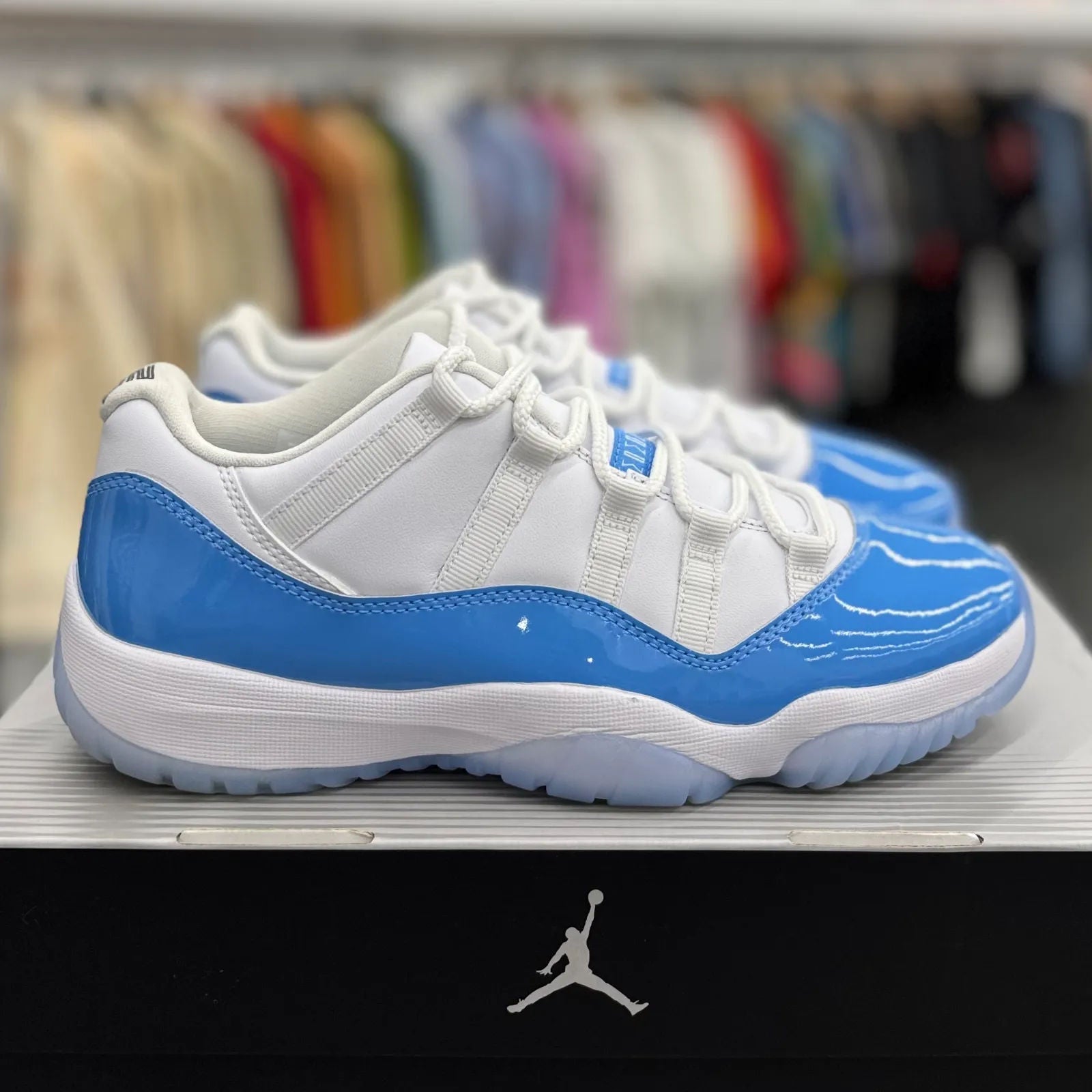 Jordan 11 Retro Low University Blue (2026) - Preowned