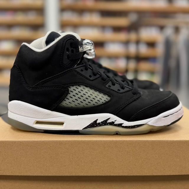 Jordan 5 Retro Moonlight (2021) (GS) - Preowned