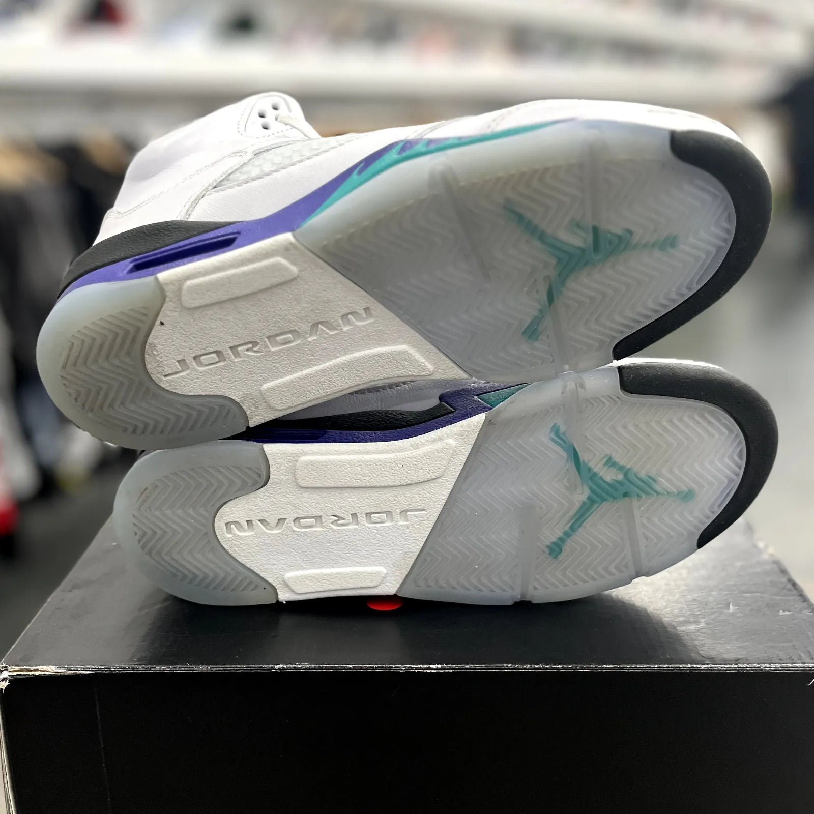 Jordan 5 Retro Grape (2025) (GS) - Preowned