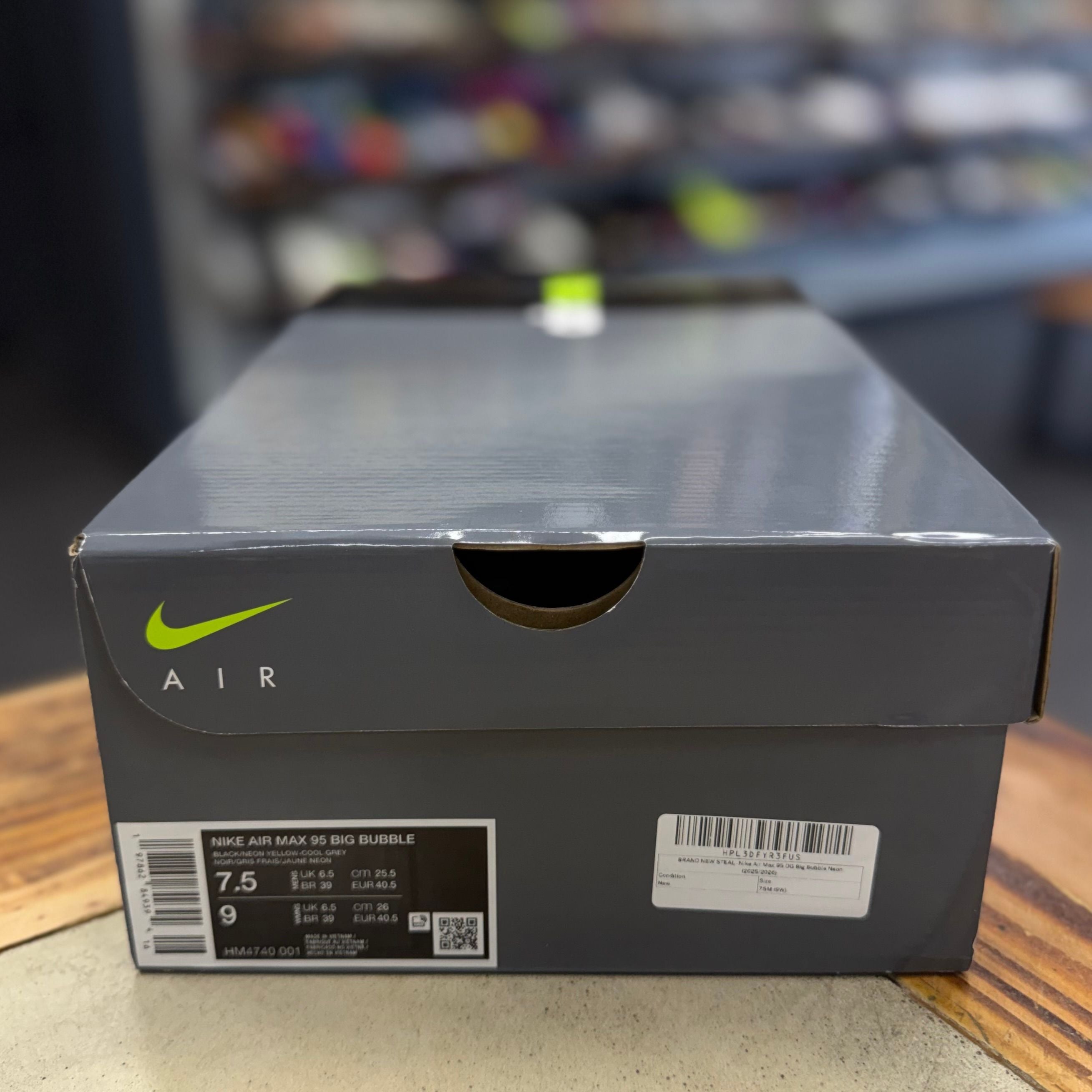 BRAND NEW STEAL - Nike Air Max 95 OG Big Bubble Neon (2025/2026)