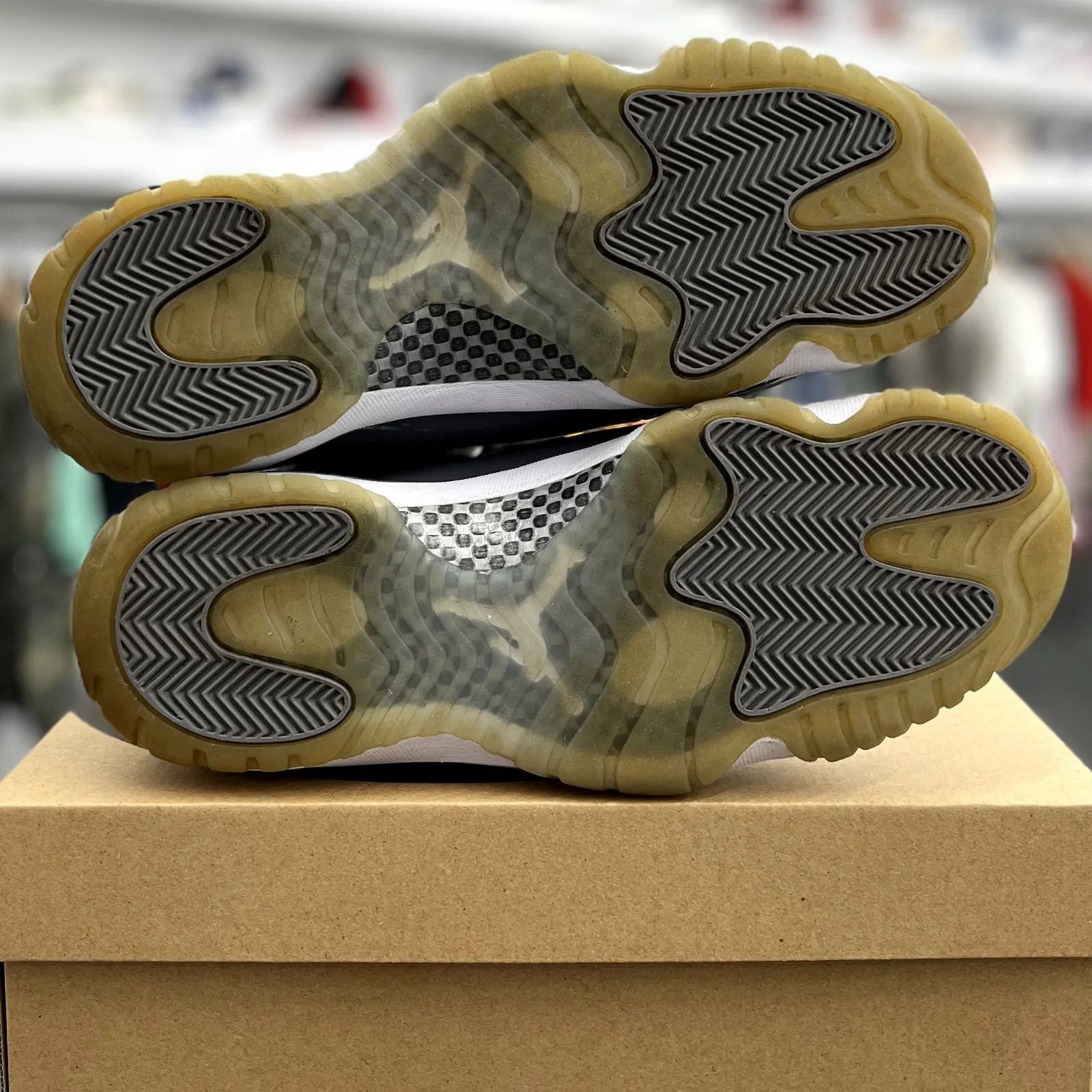 Jordan 11 Retro Cool Grey (2021) - Preowned