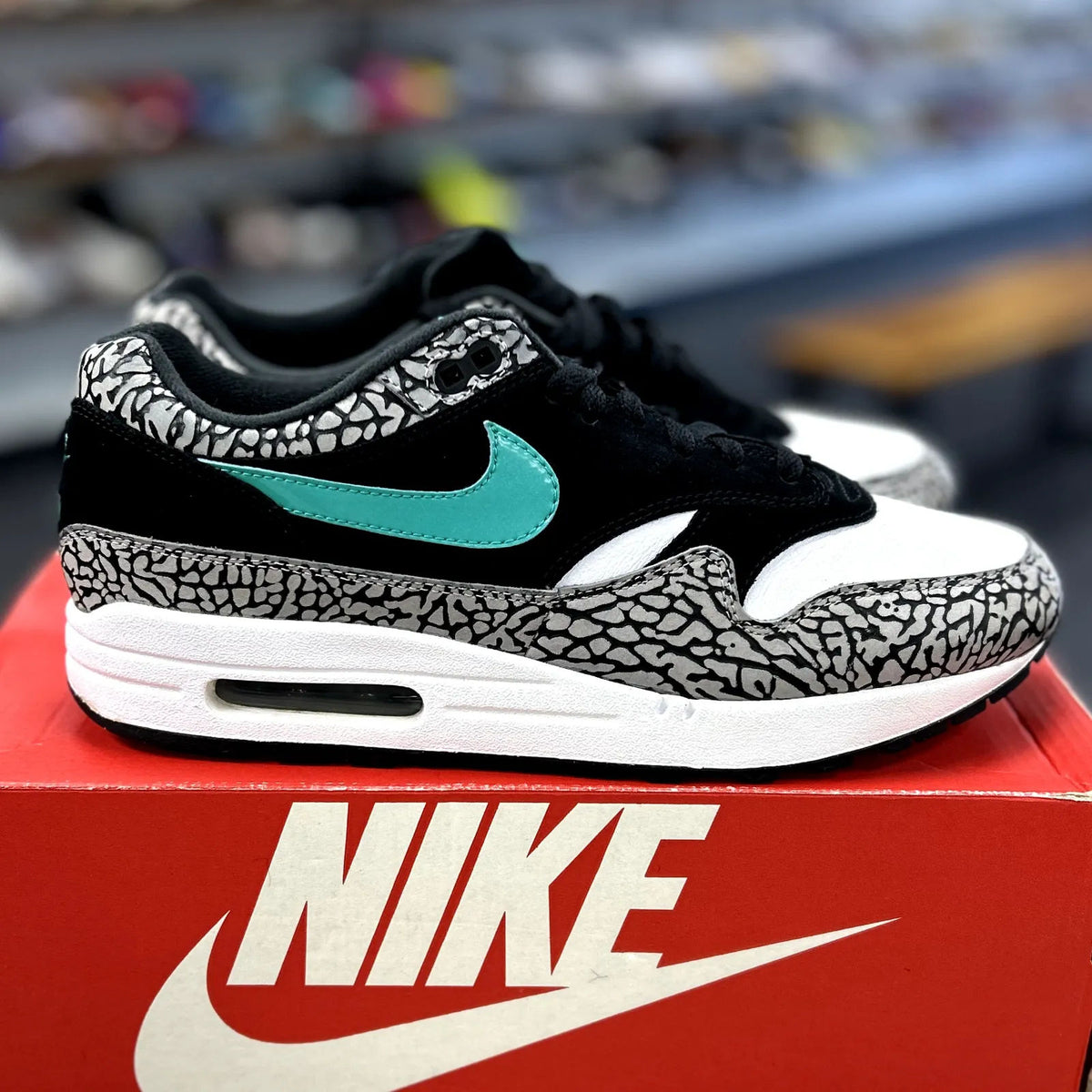 Nike Air Max 1 atmos Elephant (2017) - Preowned