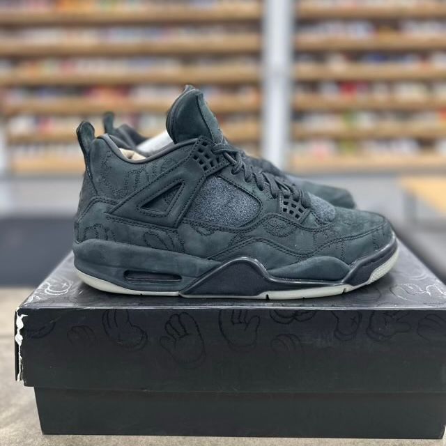 Jordan 4 Retro Kaws Black - Preowned