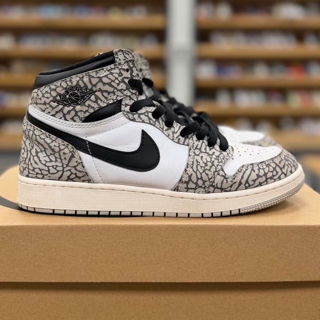 Jordan 1 Retro High OG White Cement (GS) - Preowned