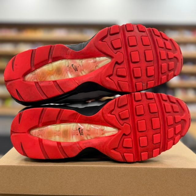 Nike Air Max 95 Bright Crimson Comet - Preowned