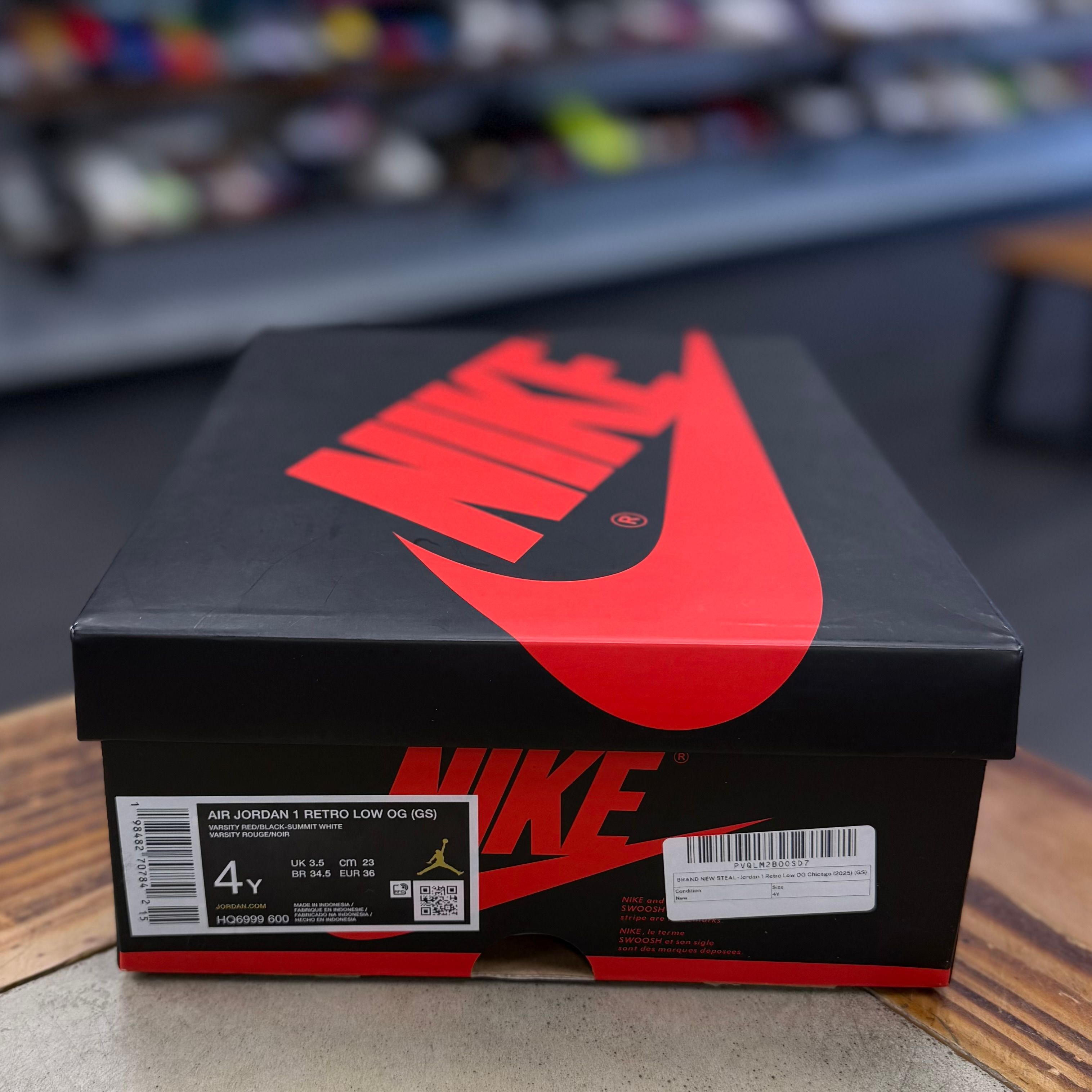 BRAND NEW STEAL - Jordan 1 Retro Low OG Chicago (2025) (GS)