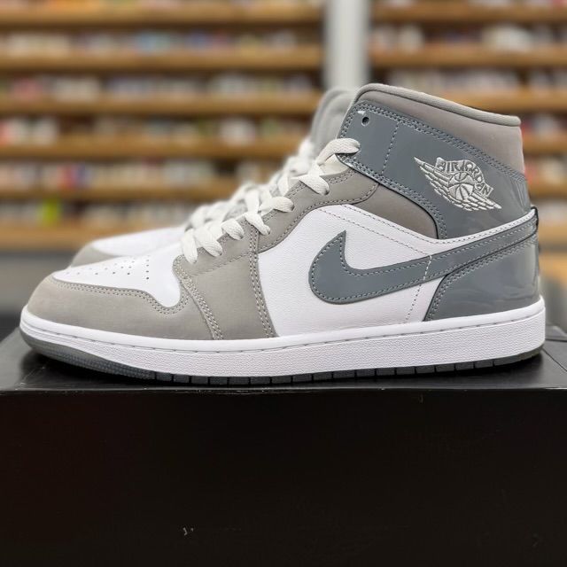 Jordan 1 Mid SE White Medium Grey Cool Grey - Preowned