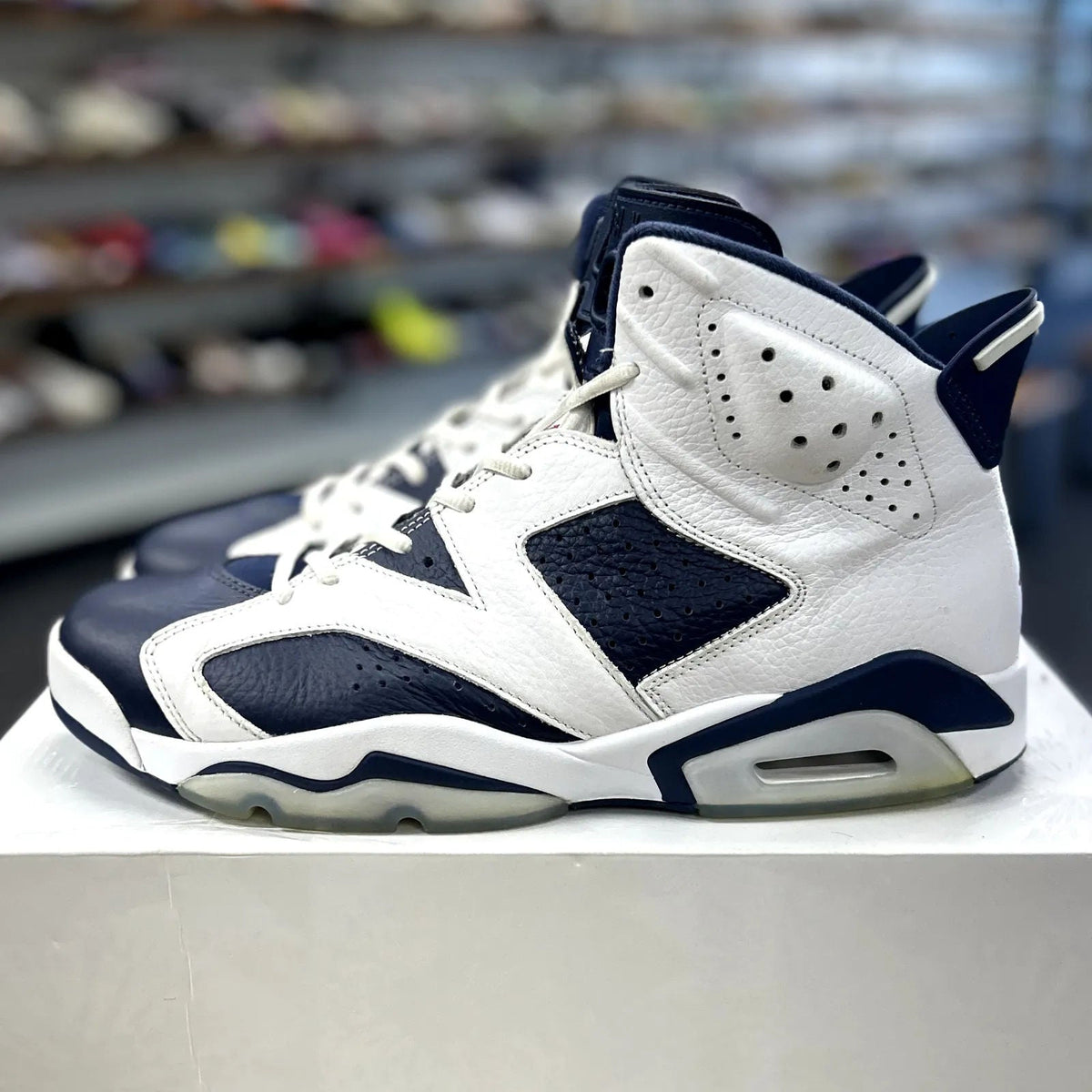 Jordan 6 Retro Olympic (2024) - Preowned