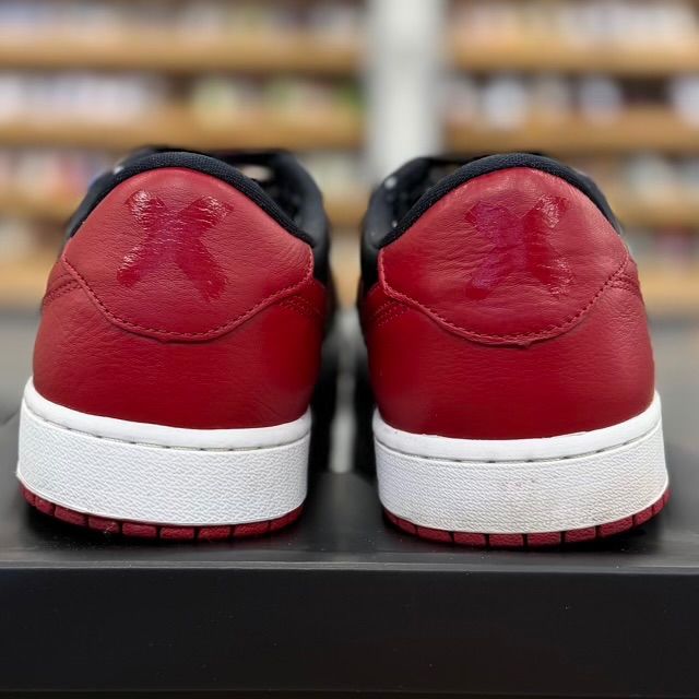 Jordan 1 Retro Low OG Banned - Preowned