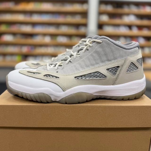 Jordan 11 Retro Low IE Light Orewood Brown - Preowned