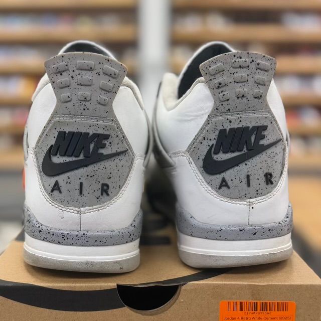 Jordan 4 Retro White Cement (2025) - Preowned