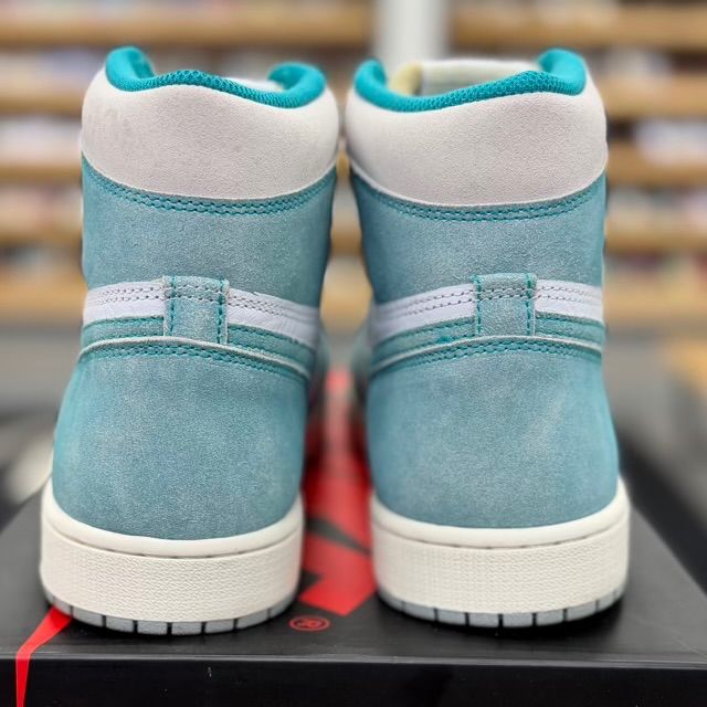 Jordan 1 Retro High Turbo Green - Preowned