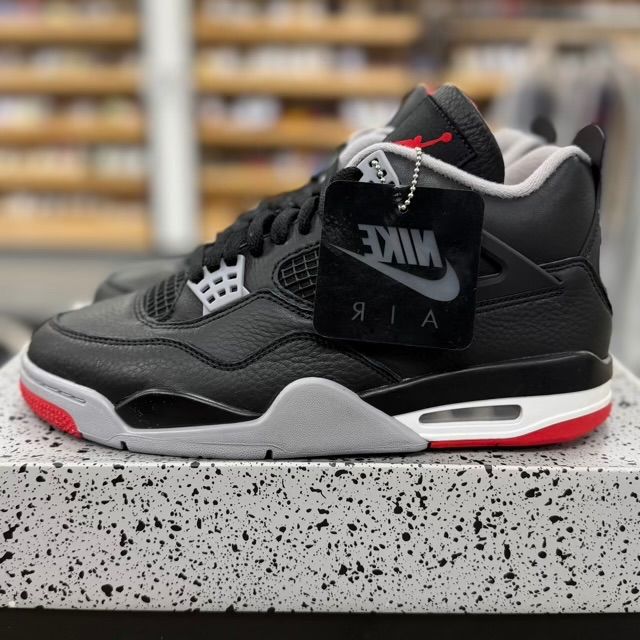 Jordan 4 Retro Bred Reimagined - Preowned