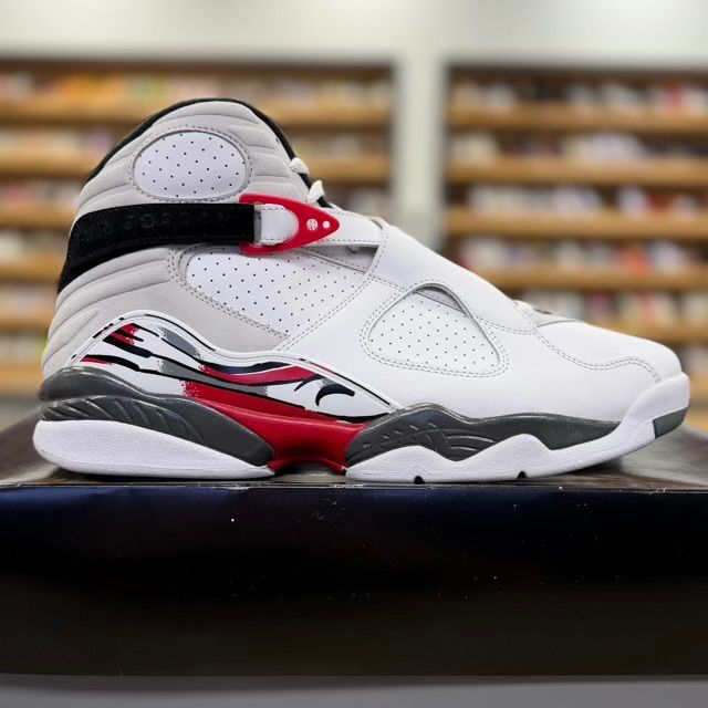 Jordan 8 Retro White True Red (2025) - Preowned