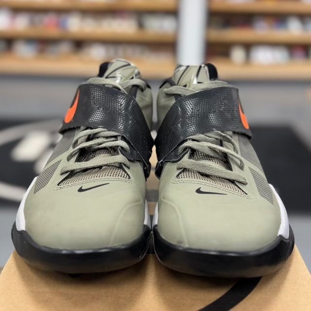 Nike KD 4 Rogue Green Undefeated - Preowned