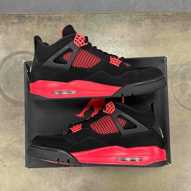 Jordan 4 Retro Red Thunder - Preowned