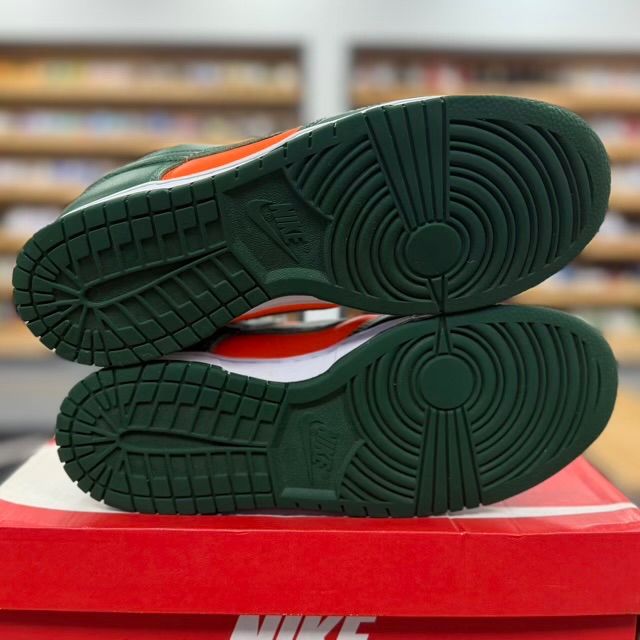 Nike Dunk Low Retro Miami Hurricanes - Preowned