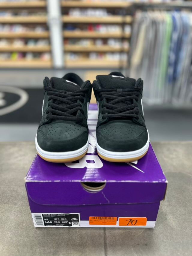 Nike SB Dunk Low Pro Black Gum - Preowned