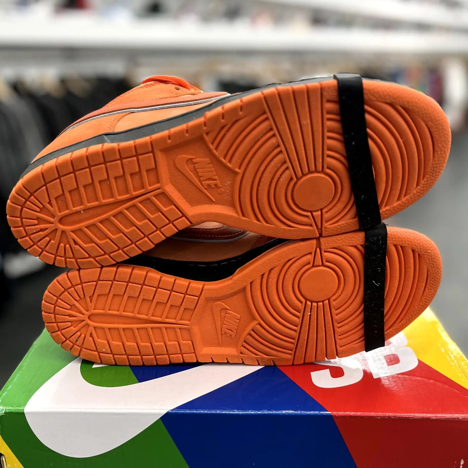 Nike SB Dunk Low Concepts Orange Lobster - Preowned