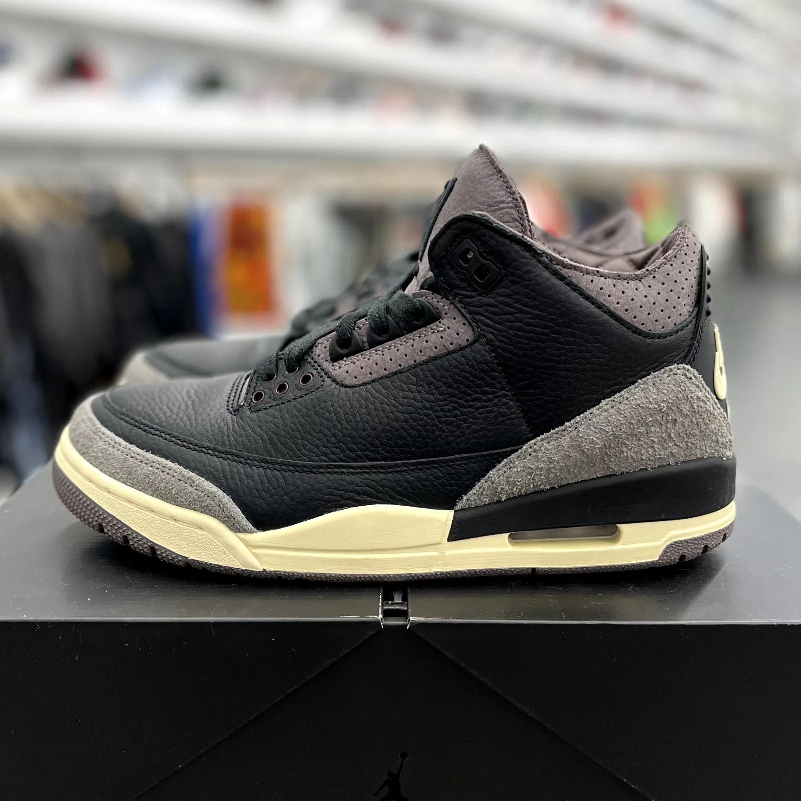 Jordan 3 Retro OG SP A Ma Maniére While You Were Sleeping (Women's) - Preowned