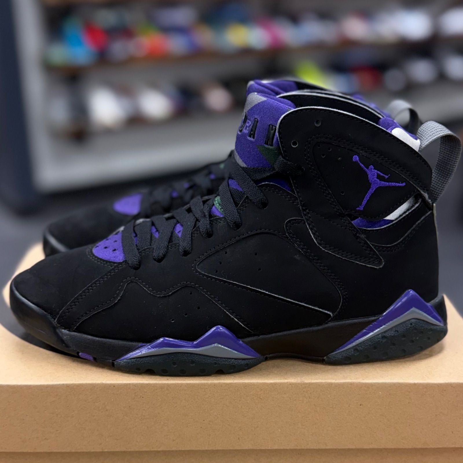 Jordan 7 Retro Ray Allen Bucks - Preowned