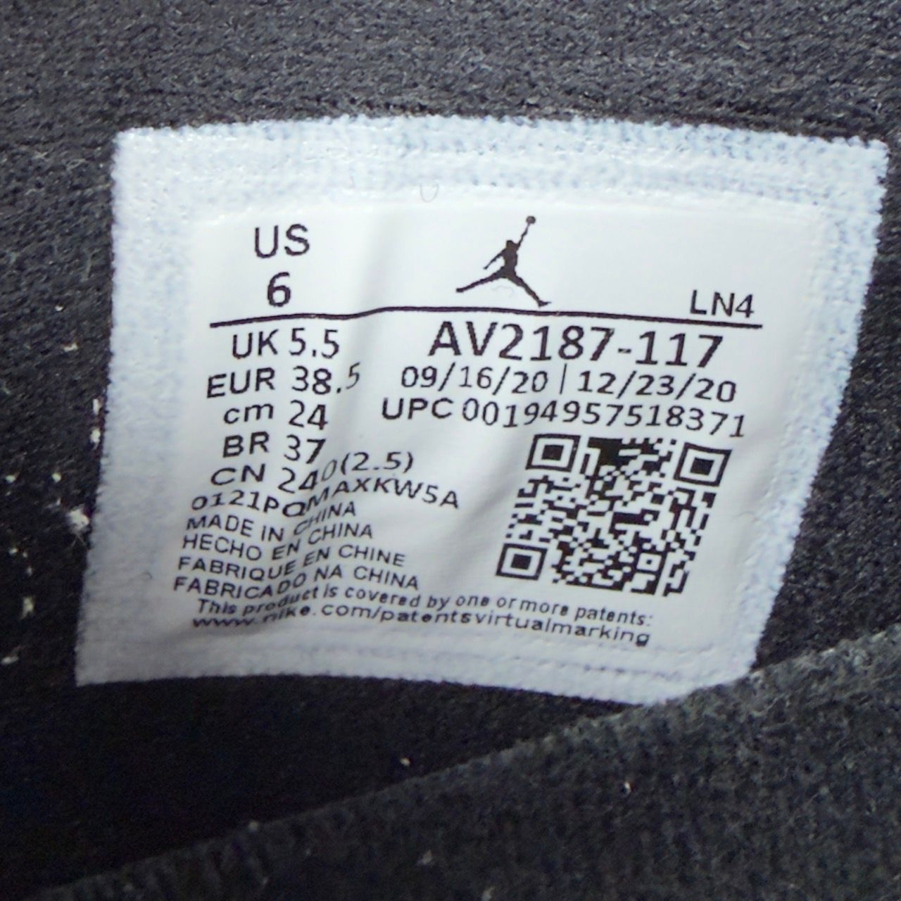 Jordan 11 Retro Low Legend Blue - Preowned